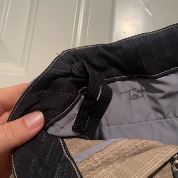 Under Armour Brown Plaid Adjustable Shorts - Picture 3 of 6